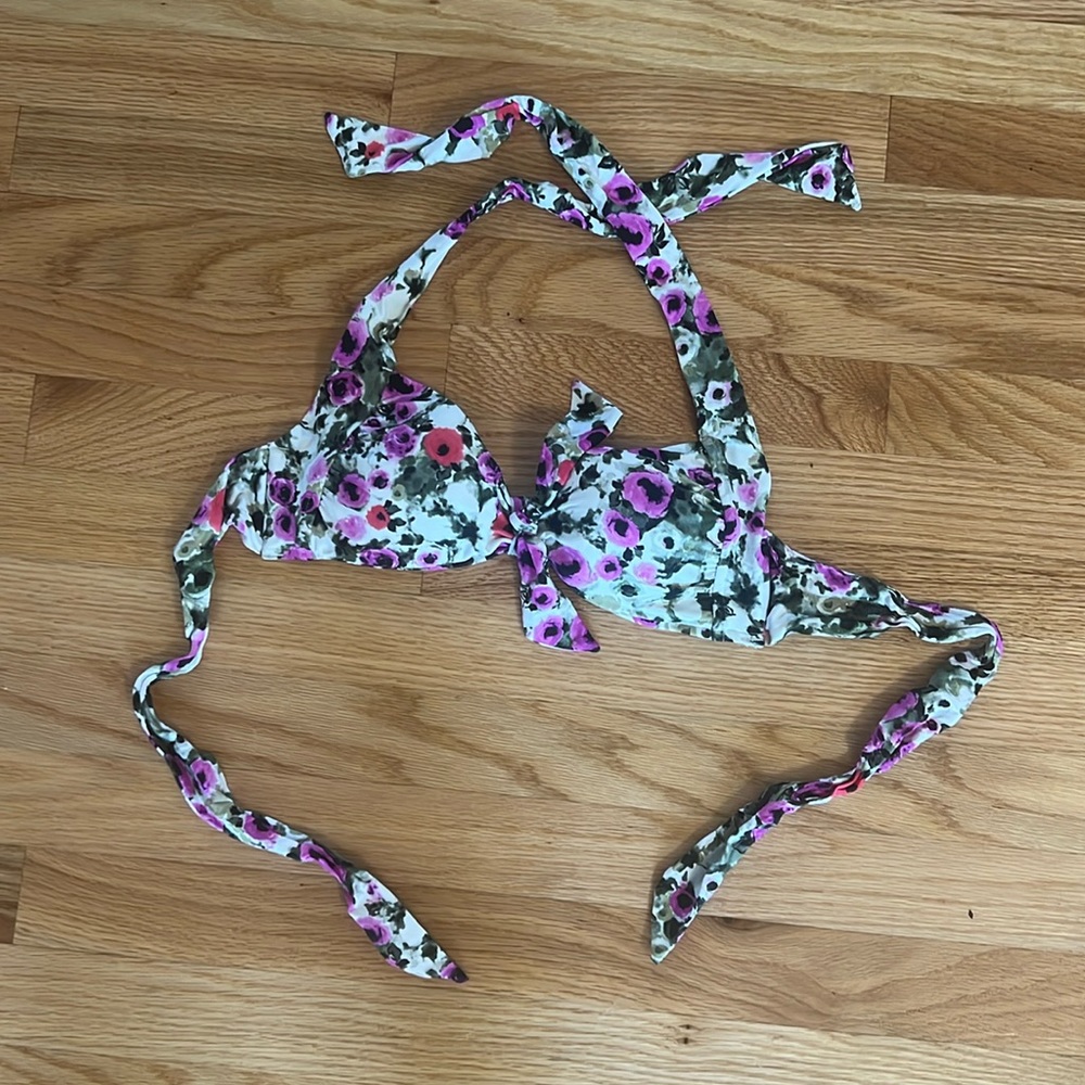 Floral bikini top